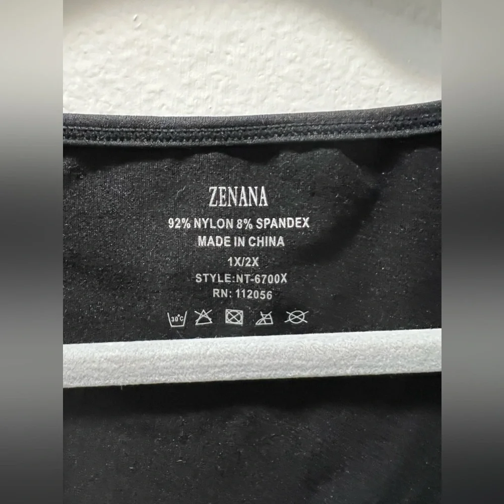 Zenana|Black Tank Top|Size 1X/2X - Picture 4 of 4